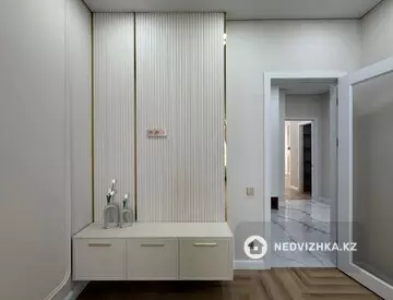 2-комнатная квартира, этаж 17 из 18, 68 м²