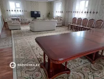 21-комнатный дом, 5.9 соток, 562 м²