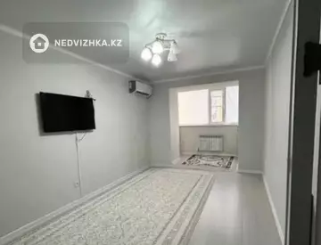 1-комнатная квартира, этаж 3 из 5, 40 м²