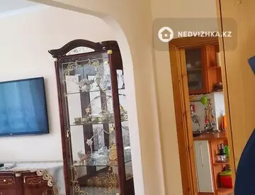 3-комнатная квартира, этаж 4 из 9, 88 м²