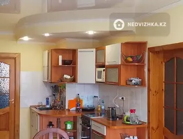 3-комнатная квартира, этаж 4 из 9, 88 м²