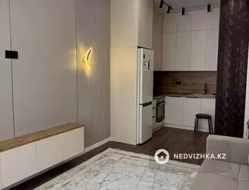 1-комнатная квартира, этаж 2 из 12, 39 м²
