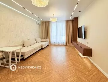 3-комнатная квартира, этаж 8 из 9, 112 м²