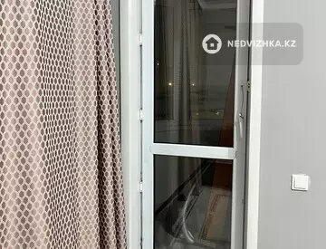3-комнатная квартира, этаж 5 из 25, 80 м²