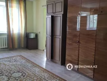 2-комнатная квартира, этаж 1 из 5, 60 м²