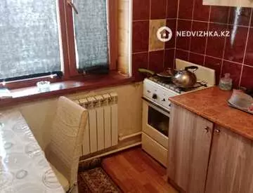 1-комнатная квартира, этаж 5 из 5, 30 м²