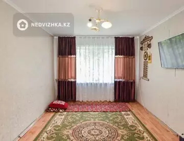 3-комнатная квартира, этаж 2 из 6, 70 м²