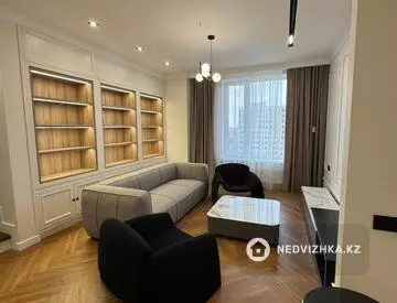4-комнатная квартира, этаж 19 из 18, 137 м²