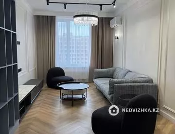 4-комнатная квартира, этаж 19 из 18, 132 м²
