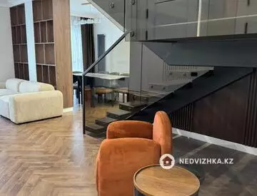 5-комнатная квартира, этаж 19 из 18, 200 м²
