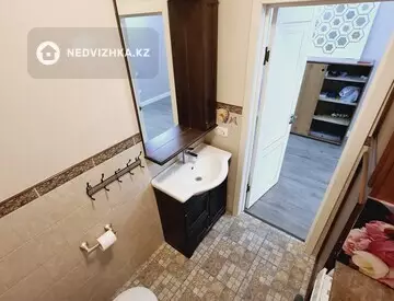 3-комнатная квартира, этаж 5 из 6, 120 м², На длительный срок