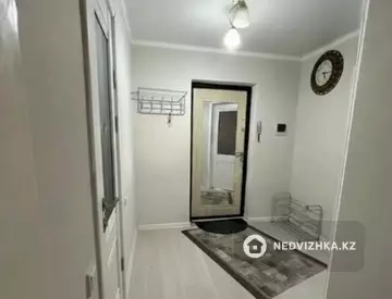 1-комнатная квартира, этаж 3 из 5, 40 м²