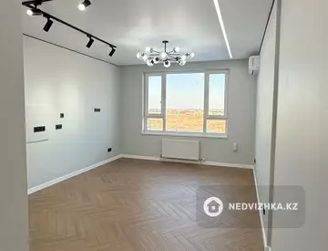 3-комнатная квартира, этаж 4 из 6, 65 м²