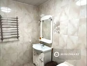 3-комнатная квартира, этаж 2 из 4, 80 м²