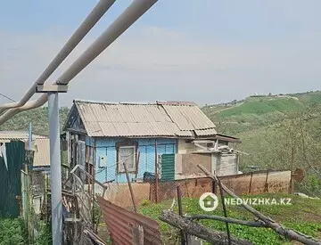 2-комнатный дом, 7.6 соток, 13 м²