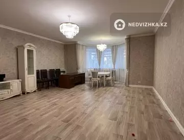 3-комнатная квартира, этаж 2 из 11, 163 м²