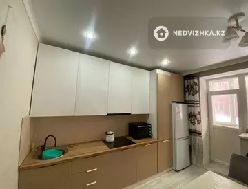 1-комнатная квартира, этаж 1 из 9, 38 м²
