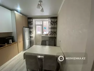 1-комнатная квартира, этаж 1 из 9, 38 м²