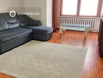 2-комнатная квартира, этаж 1 из 9, 42 м², На длительный срок