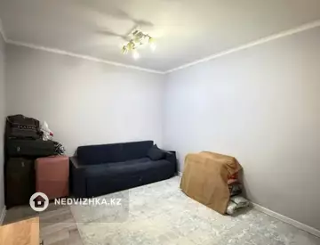 2-комнатная квартира, этаж 1 из 13, 44 м²