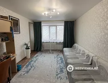 2-комнатная квартира, этаж 6 из 6, 49 м²