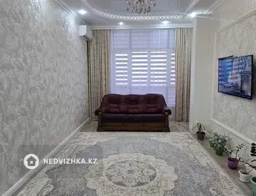 5-комнатная квартира, этаж 3 из 10, 150 м²