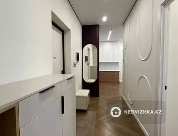 3-комнатная квартира, этаж 8 из 9, 67 м²