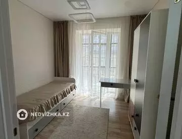 3-комнатная квартира, этаж 2 из 9, 70 м²