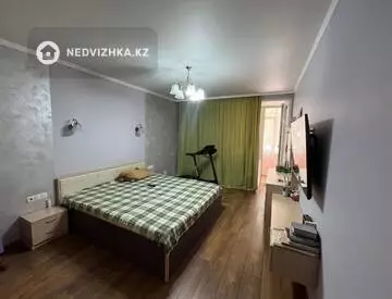 3-комнатная квартира, этаж 1 из 9, 132 м²