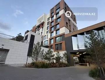 3-комнатная квартира, этаж 4, 120 м²