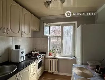 2-комнатная квартира, этаж 2 из 4, 44 м²