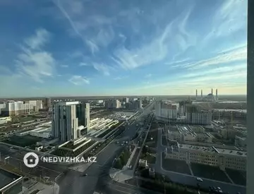 3-комнатная квартира, этаж 23 из 28, 82 м²