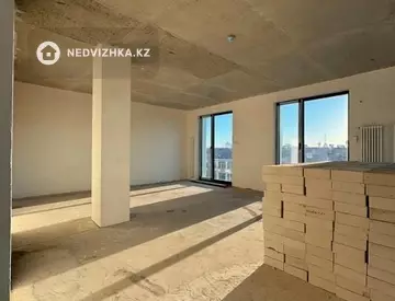 4-комнатная квартира, этаж 6 из 8, 152 м²