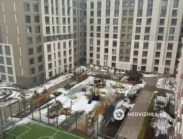 4-комнатная квартира, этаж 7 из 9, 125 м²