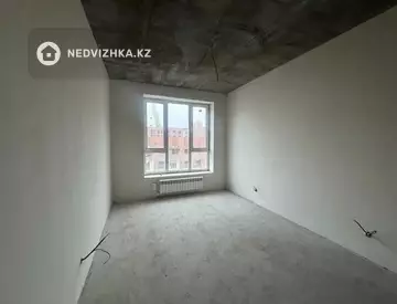 4-комнатная квартира, этаж 7 из 9, 125 м²