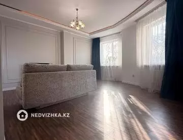 1-комнатная квартира, этаж 4 из 6, 52 м²
