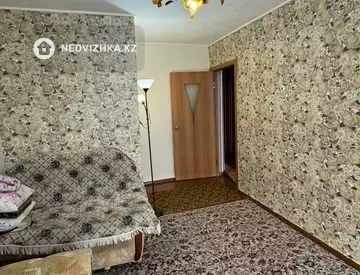 3-комнатная квартира, этаж 4 из 5, 68 м²