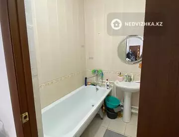 2-комнатная квартира, этаж 9 из 9, 66 м²