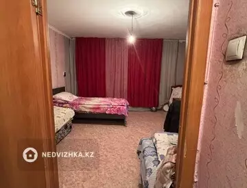 1-комнатная квартира, этаж 3 из 10, 39 м²
