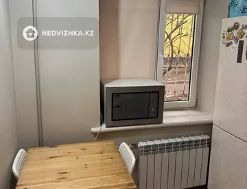 2-комнатная квартира, этаж 1 из 4, 45 м²