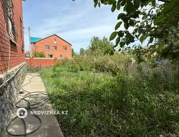 7-комнатный дом, 12 соток, 389 м²