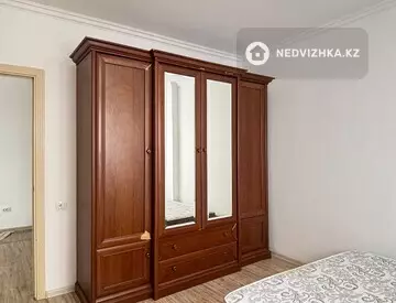 2-комнатная квартира, этаж 3 из 10, 40 м²