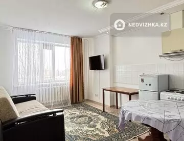 2-комнатная квартира, этаж 3 из 10, 40 м²
