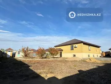 6-комнатный дом, 10 соток, 310 м²