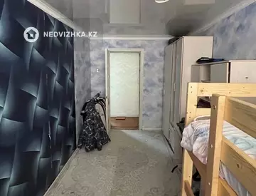 3-комнатная квартира, этаж 1 из 5, 54 м²