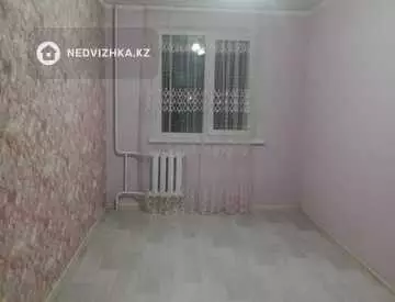 3-комнатная квартира, этаж 1 из 3, 63 м², На длительный срок