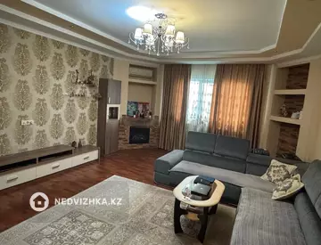 3-комнатная квартира, этаж 5 из 9, 125 м²