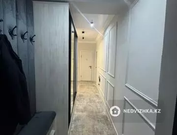 3-комнатная квартира, этаж 1 из 5, 85 м², На длительный срок