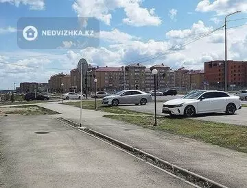 Офис, Магазин и др., этаж 1 из 9, 85 м²