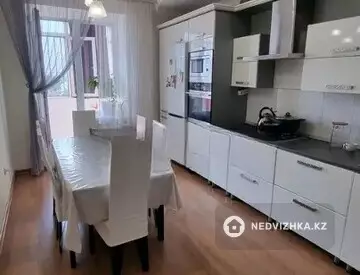 2-комнатная квартира, этаж 8 из 9, 67 м²